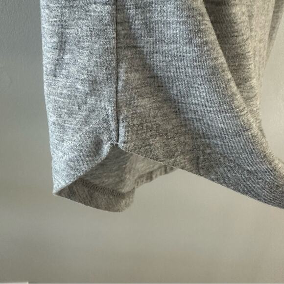 Friends New York Skyline Logo T-Shirt Womens Small Tee - Picture 3 of 4